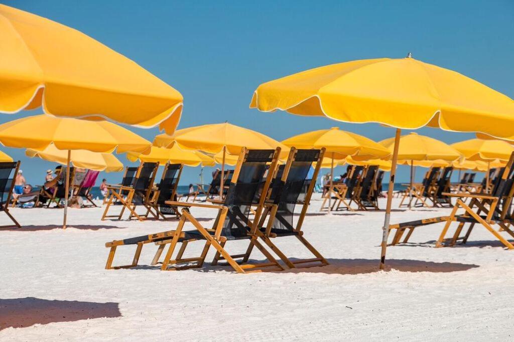 Beachcomber Beach House - Steps To The Sands Clearwater Beach Dış mekan fotoğraf